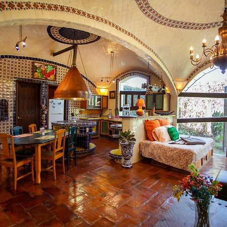 Majikal B&B - Santa Clara Чолула Екстериор снимка