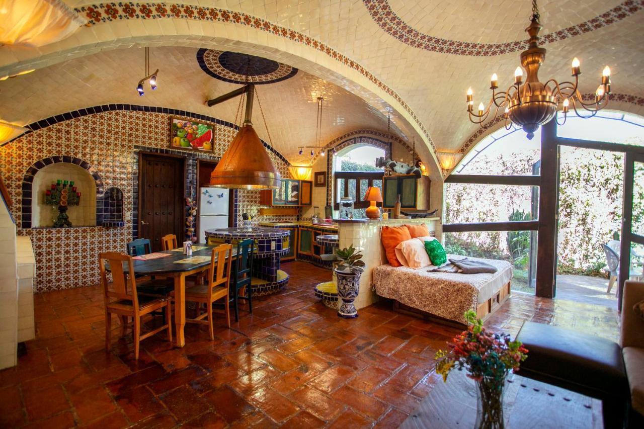 Majikal B&B - Santa Clara Чолула Екстериор снимка
